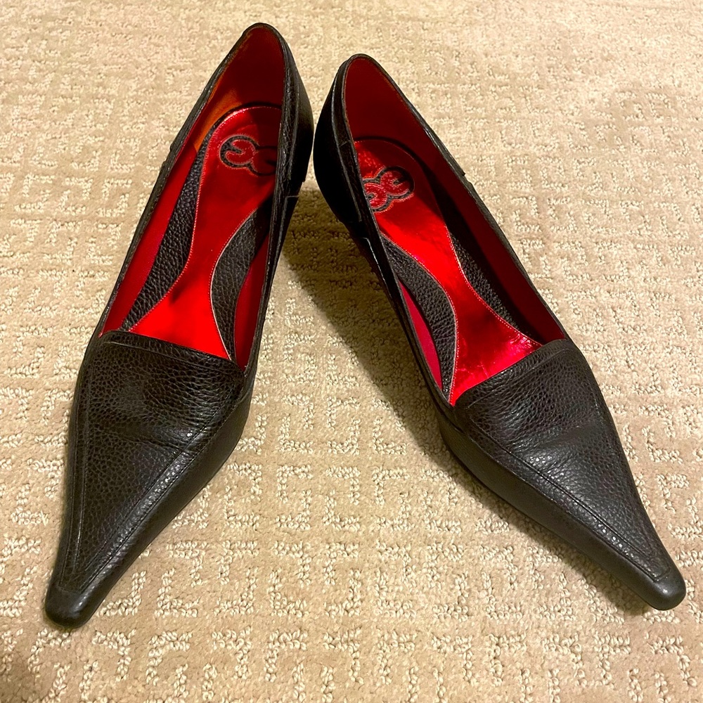 Escada cute pumps, SZ 38 EU or 8 US